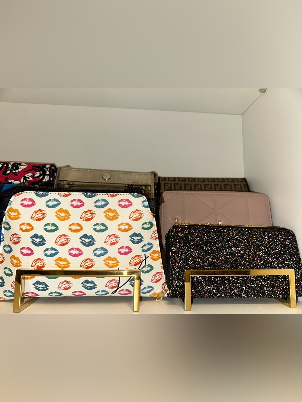 Wallets - Picture 5 of 5